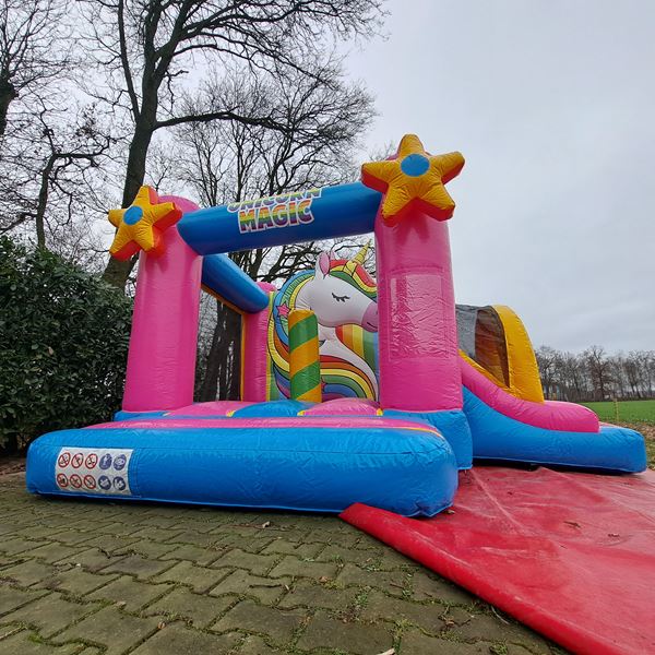 🦄 Springkussen unicorn met glijbaan